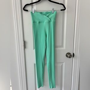 Year of Ours Ribbed Leggings Size Medium in Mint